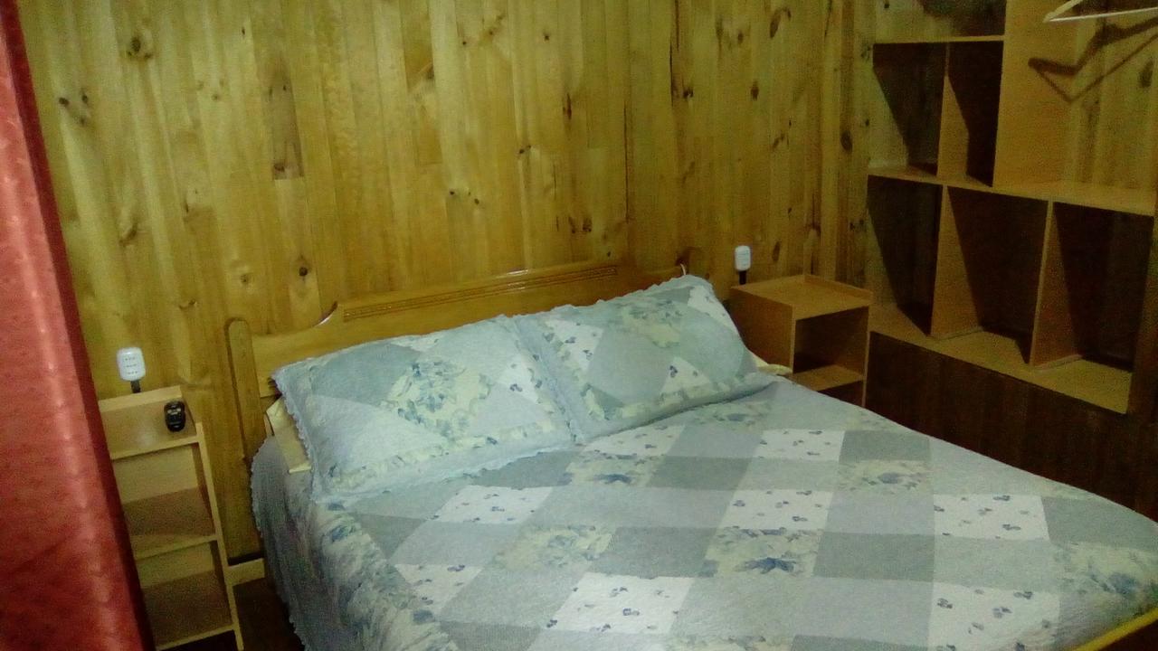 Hospedaje Los Calafates Ancud Exterior photo